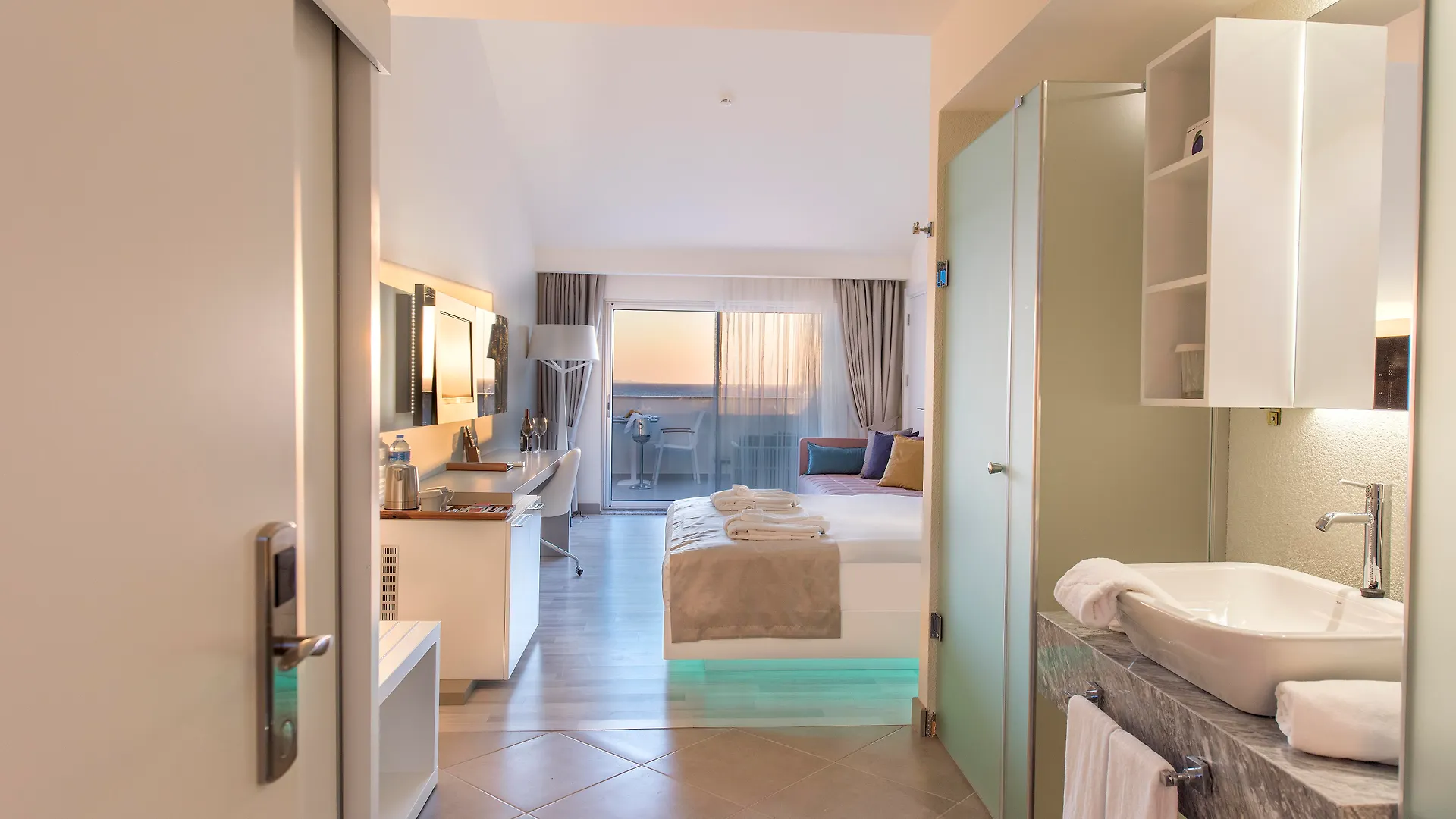 ***** Hotel Flora Garden Ephesus Kusadasi Davutlar Turecko